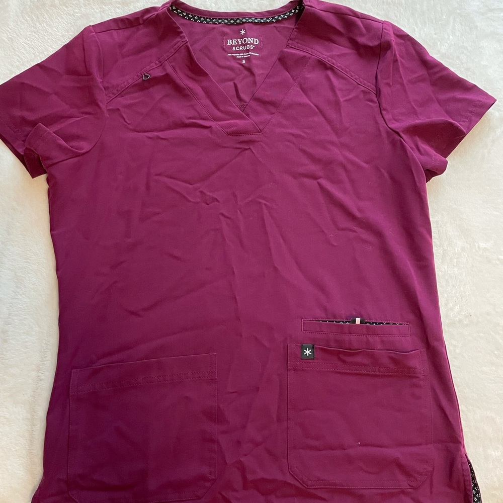 Beyond Scrubs set, top and bottom